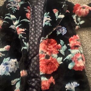 GUESS Women's Black and Red Floral Teddy Jacket